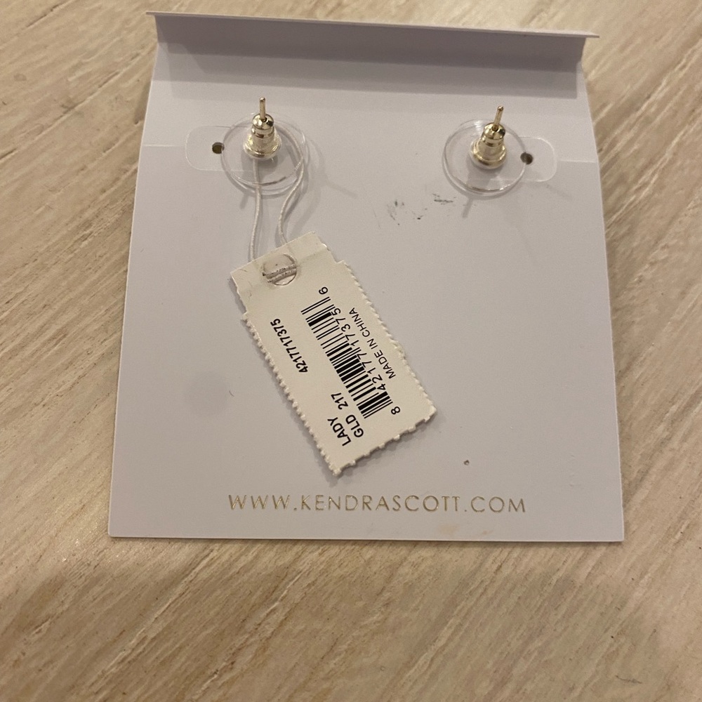 Kendra Scott  ‘Lady’ Earring Gold/MOP - Picture 4 of 5